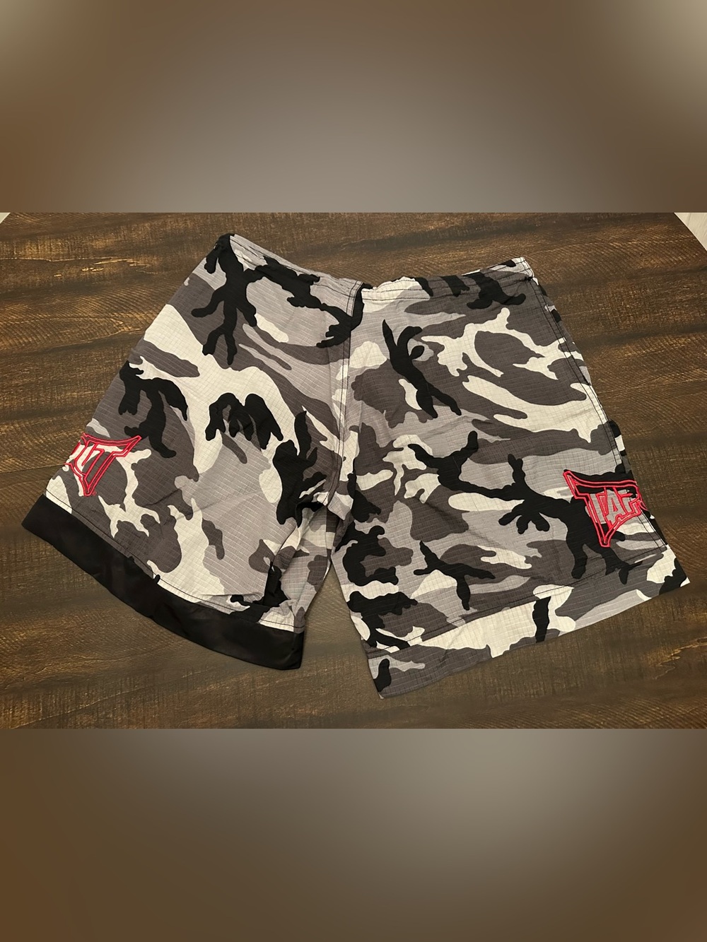 Tapout Men's MMA Fight Shorts Camo Black Gray White Red-Size 36 - Picture 11 of 11